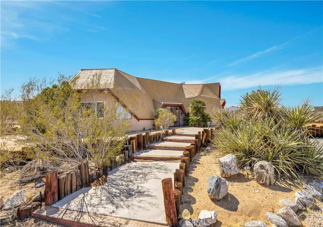 Photo 3 of Single family home for sale at 6888 Sunnyhill Rd, Joshua Tree, CA 92252 | MLS# JT26087502 | Listing updated on 2026-06-24