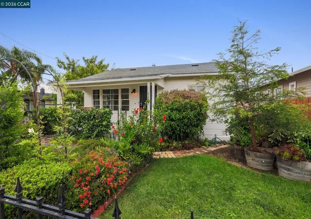 Homes for sale in Pittsburg, CA | 1153 Columbia St, Pittsburg, CA 94565 | MLS# 41132136