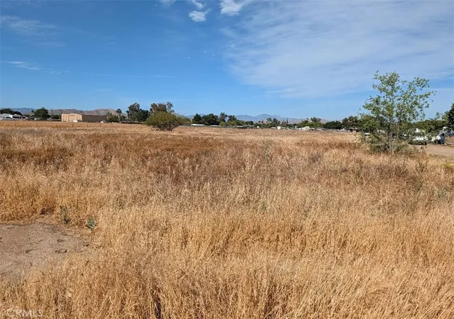 5th image of 1112 Tradewinds Dr, Menifee, CA 92585 | MLS# IV26088414