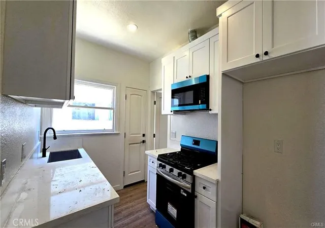 Homes for sale in Long Beach, CA | 973 N Park, Long Beach, CA 90813 | MLS# DW26088637