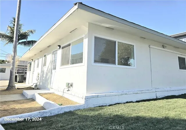 1st image of 11171 Bullis, Lynwood, CA 90262 | MLS# DW26088669