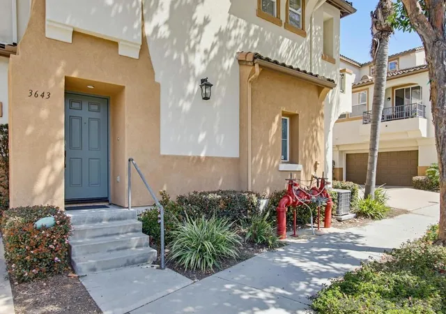 Homes for sale in Carlsbad, CA | 3643 Jetty Point, Carlsbad, CA 92010 | MLS# 260009778SD