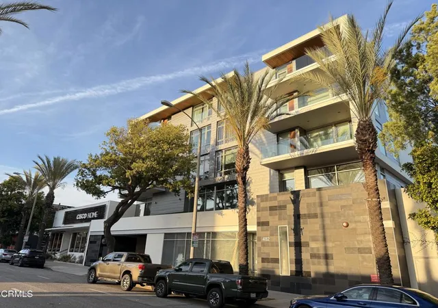 Photo 1 of Condo for sale at 482 S Arroyo #410, Pasadena, CA 91105 | MLS# P1-26805 | Listing updated on 2026-09-29