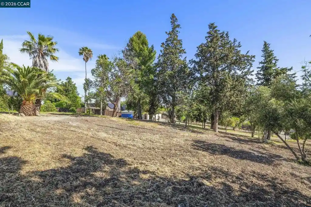 Photo 1 of Land for sale at 1051 Tilley Cir, Concord, CA 94518 | MLS# 41132194 | Listing updated on 2026-10-21
