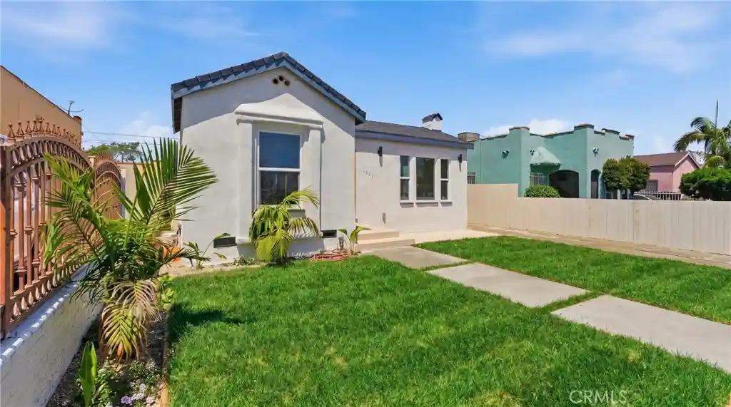 Photo 1 of Sale Pending at 1431 West 90th, Los Angeles, CA 90047 | MLS# DW26088977 | Listing updated on 2026-10-16