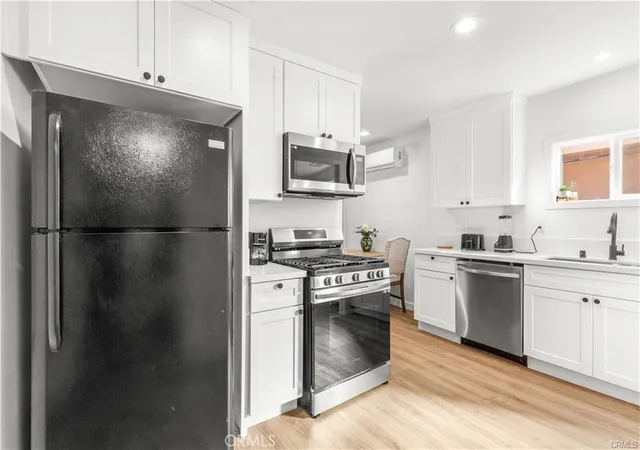 5th image of 2918 Randolph, Huntington Park, CA 90255 | MLS# DW26089005