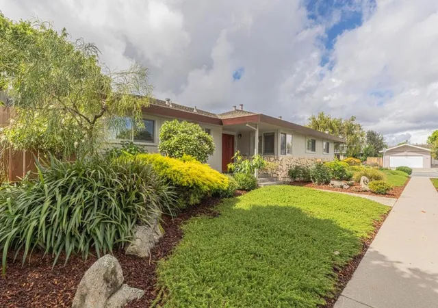 Homes for sale in Salinas, CA | 632 San Tomas Wy, Salinas, CA 93901 | MLS# ML82044465