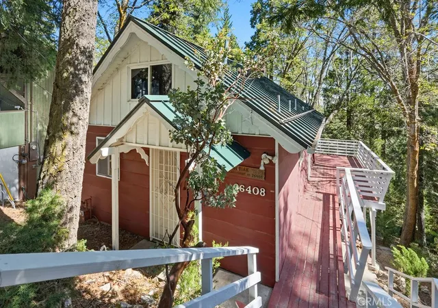 Homes for sale in Twin Peaks, CA | 26408 Lake Forest Dr, Twin Peaks, CA 92391 | MLS# IG26089101