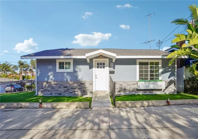 1st image of 601 El Redondo, Redondo Beach, CA 90277 | MLS# SB26065515