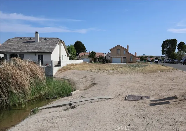 2nd image of 14354 Ironsides, Helendale, CA 92342 | MLS# IG26089214