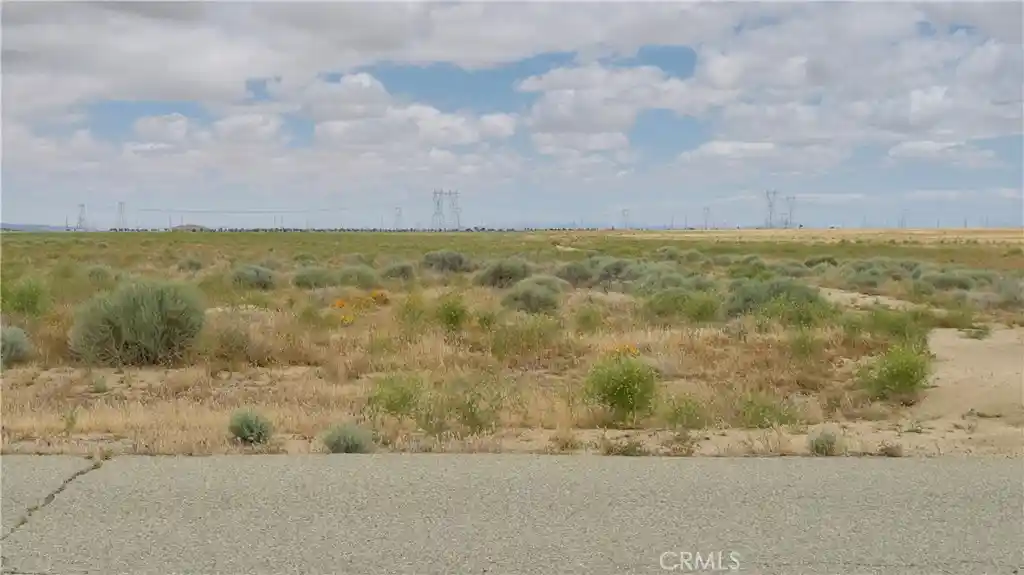 Photo 1 of Land for sale at 25 3258 021 025 150 W Ave C 8, Lancaster, CA 93536 | MLS# IG26088388 | Listing updated on 2026-10-22