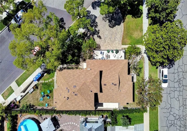 5th image of 1120 East Ave, Burbank, CA 91504 | MLS# BB26088451