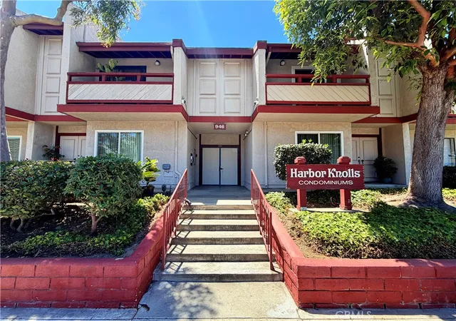 Homes for sale in Torrance, CA | 946 W 220th #218, Torrance, CA 90502 | MLS# OC26089336