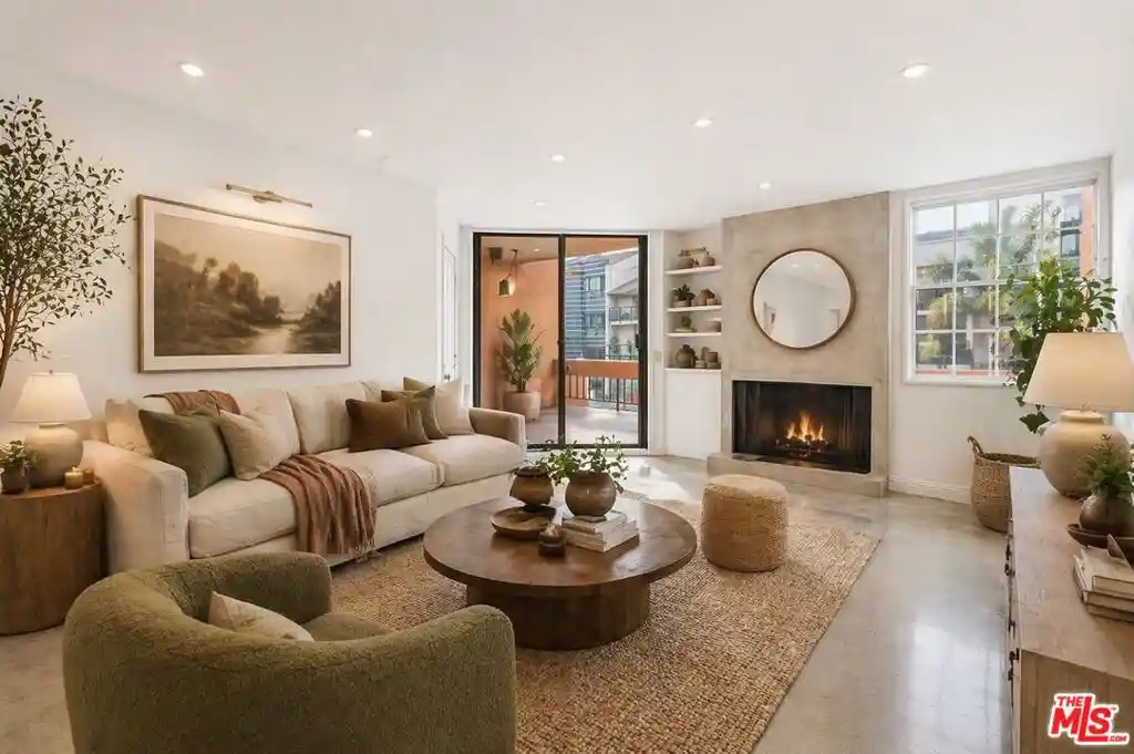 Photo 1 of Condo for sale at 740 N Kings Rd #102, West Hollywood, CA 90069 | MLS# 26799253 | Listing updated on 2026-10-19