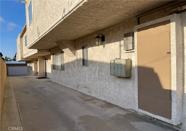 3rd image of 2021 Curtis, Redondo Beach, CA 90278 | MLS# PW26089375