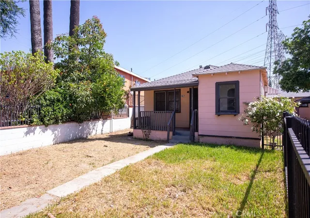 2nd image of 8022 Felix, Bell Gardens, CA 90201 | MLS# DW26089419