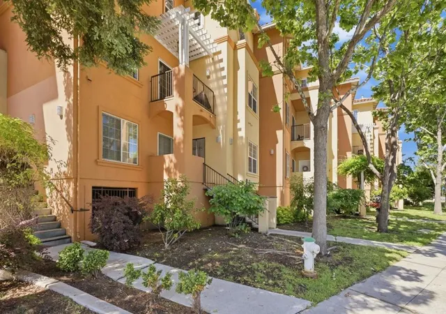 Homes for sale in Sunnyvale, CA | 418 E Evelyn Ave #202, Sunnyvale, CA 94086 | MLS# ML82044534