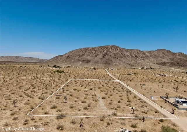 Homes for sale in Landers, CA | 1903 Osgood Ave, Landers, CA 92285 | MLS# JT26089465