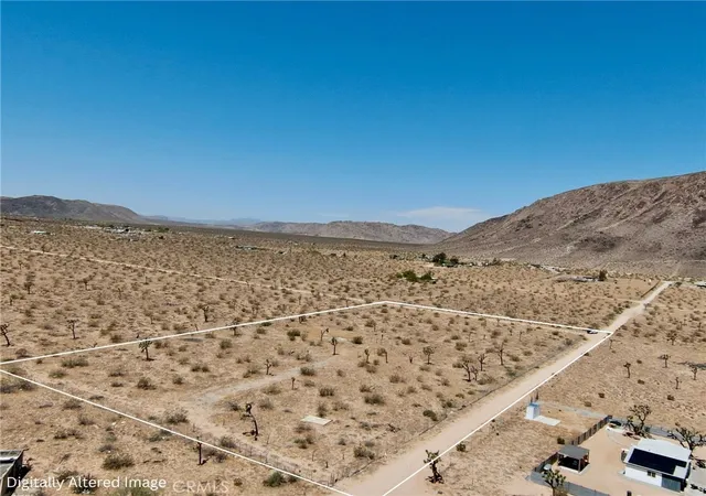 Homes for sale in Landers, CA | 1903 Osgood Ave, Landers, CA 92285 | MLS# JT26089465