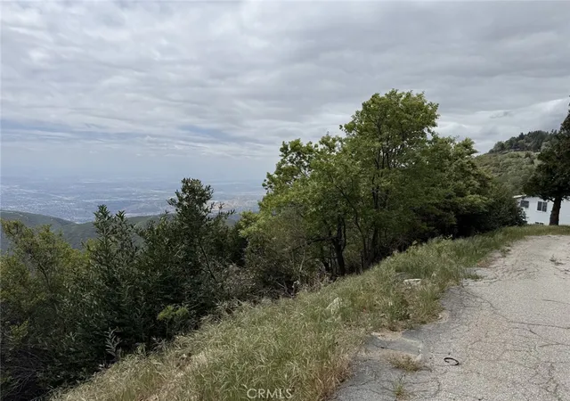 3rd image of 0 Ocean View Dr, Crestline, CA 92325 | MLS# SR26089425