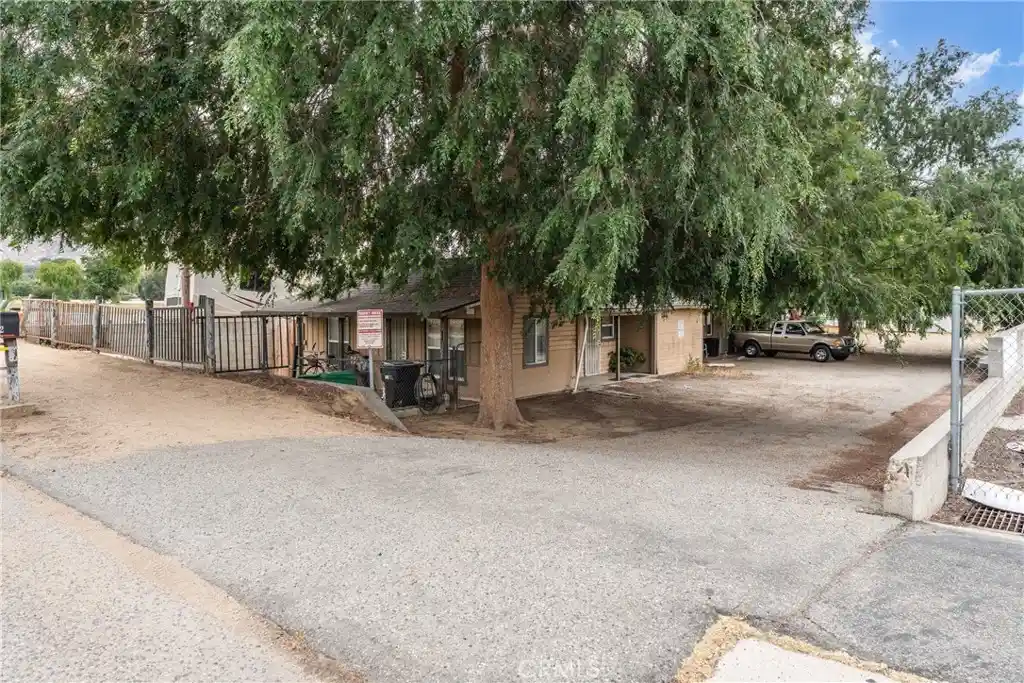 Photo 1 of Sale Pending at 1652 4th, Norco, CA 92860 | MLS# OC26089123 | Listing updated on 2026-10-20