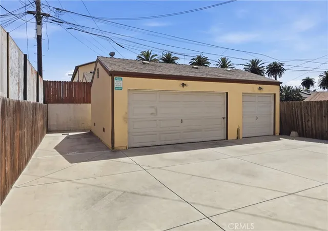Homes for sale in Los Angeles, CA | 1614 W 39Th Pl, Los Angeles, CA 90062 | MLS# OC26089547