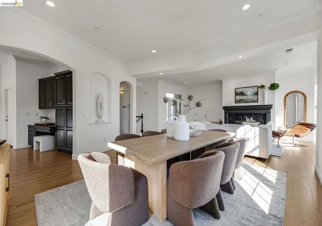 4th image of 6203 Westwood Way, Oakland, CA 94611 | MLS# 41132357