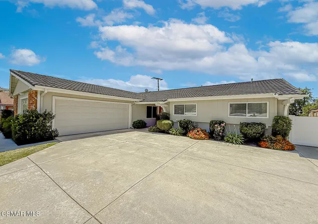 Photo 4 of Sale Pending at 2217 Rockdale Ave, Simi Valley, CA 93063 | MLS# 226001915 | Listing updated on 2026-07-11