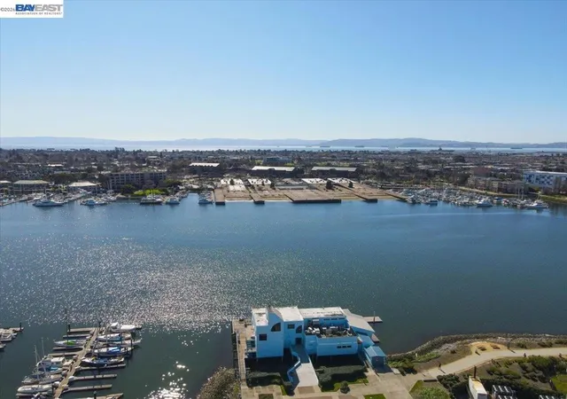 Homes for sale in Oakland, CA | 7 Embarcadero #312, Oakland, CA 94607 | MLS# 41132378