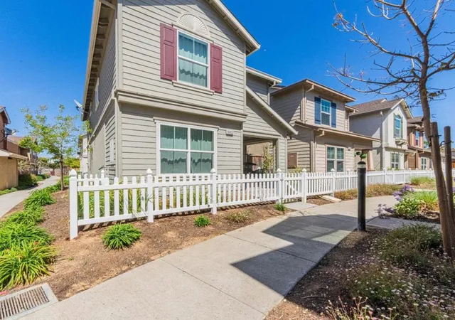 Homes for sale in Salinas, CA | 19832 Gabilan View Dr, Salinas, CA 93906 | MLS# ML82039811