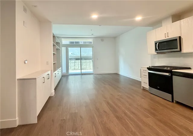 Homes for sale in Pasadena, CA | 709 E Walnut Street #222, Pasadena, CA 91101 | MLS# OC26089386