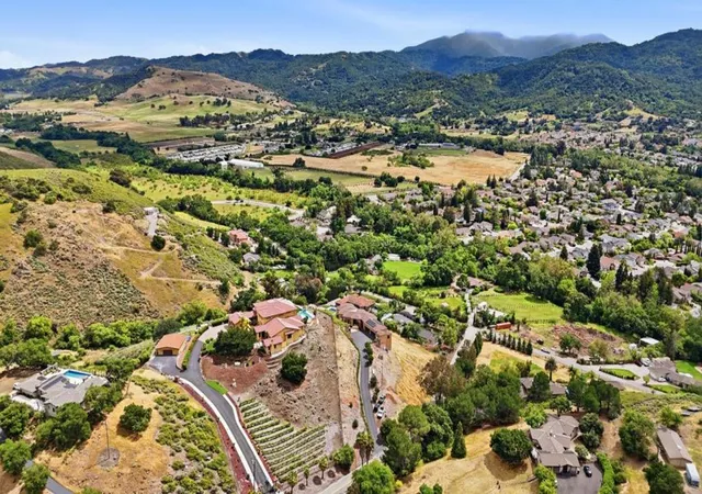 Photo 4 of Sale Pending at 20601 Via Santa Teresa, San Jose, CA 95120 | MLS# ML82044599 | Listing updated on 2026-09-28