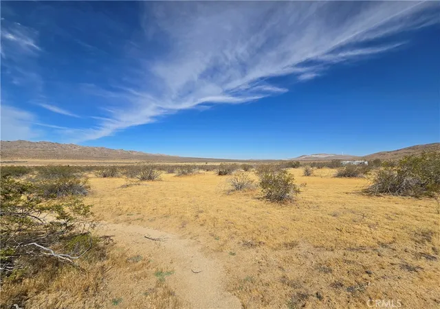Photo 2 of Land for sale at 0 Oldenberg Rd 0464 022 15, Apple Valley, CA 92307 | MLS# HD26089784 | Listing updated on 2026-05-08
