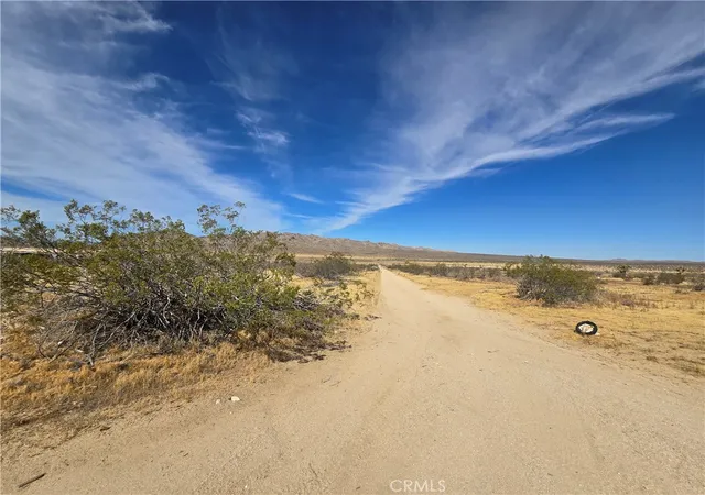 Photo 3 of Land for sale at 0 Oldenberg Rd 0464 022 15, Apple Valley, CA 92307 | MLS# HD26089784 | Listing updated on 2026-05-08