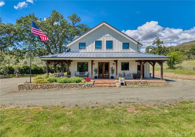 2nd image of 19676 State Hwy 175, Middletown, CA 95461 | MLS# LC26084294