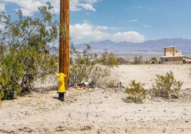 3rd image of 117 29 Palms Hwy, 29 Palms, CA 92277 | MLS# 219146933PS