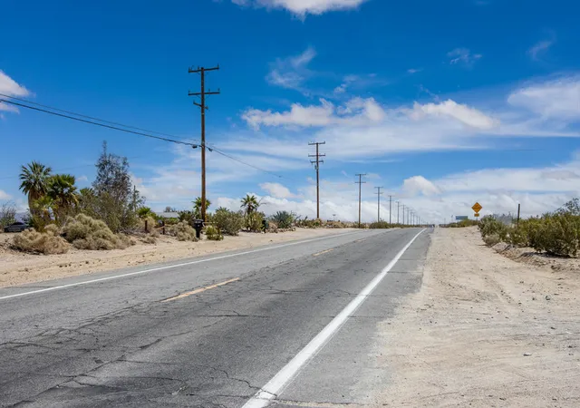 4th image of 117 29 Palms Hwy, 29 Palms, CA 92277 | MLS# 219146933PS