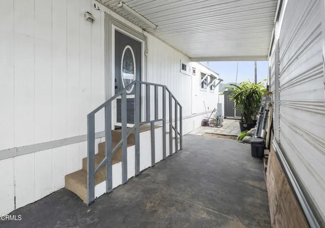 36th image of 265 Beckwith #54A, Santa Paula, CA 93060 | MLS# V1-36012