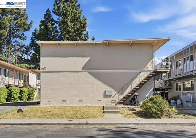 Homes for sale in Concord, CA | 1486 Marclair Dr, Concord, CA 94521 | MLS# 41132420
