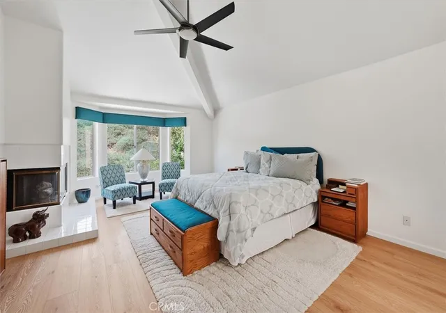 Photo 3 of Single family home for sale at 23029 Weymouth Pl, Valencia, CA 91354 | MLS# SR26078564 | Listing updated on 2026-10-01