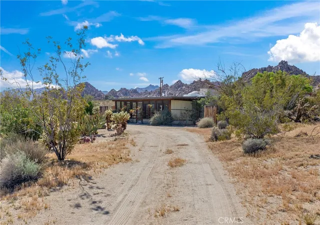 Photo 2 of Single family home for sale at 63773 Hollinger, Joshua Tree, CA 92252 | MLS# JT26089848 | Listing updated on 2026-06-29