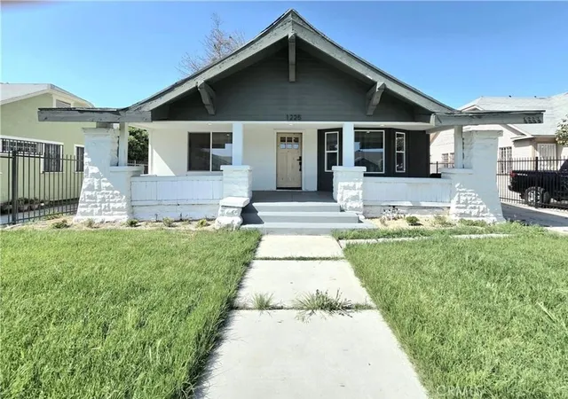 1st image of 1225 W 41st #1227, Los Angeles, CA 90037 | MLS# DW26089959