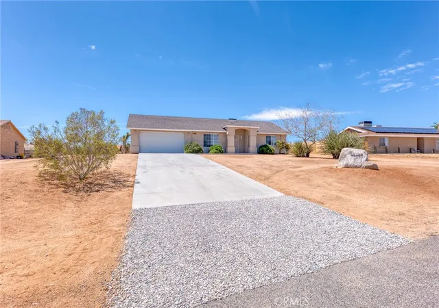 Photo 2 of Single family home for sale at 58285 Caliente, Yucca Valley, CA 92284 | MLS# JT26087924 | Listing updated on 2026-09-15