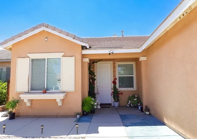 1st image of 13656 Sandpiper Pl, Victorville, CA 92392 | MLS# WS26090088
