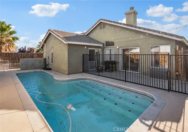 Homes for sale in Hesperia, CA | 9327 Agave Dr, Hesperia, CA 92344 | MLS# HD26090100