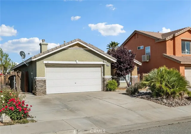 Homes for sale in Hesperia, CA | 9327 Agave Dr, Hesperia, CA 92344 | MLS# HD26090100