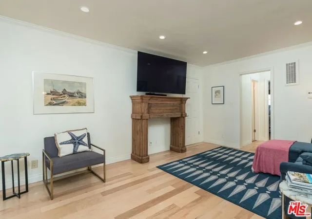 Homes for sale in Santa Monica, CA | 1024 5th St #3, Santa Monica, CA 90403 | MLS# 26804477