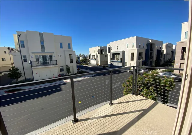Photo 3 of Townhouse for sale at 179 Cadence, Irvine, CA 92618 | MLS# TR26090141 | Listing updated on 2026-10-07