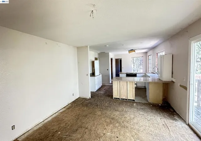 Photo 3 of Sale Pending at 2633 Glen Ct, Valley Springs, CA 95252 | MLS# 41132476 | Listing updated on 2026-09-06