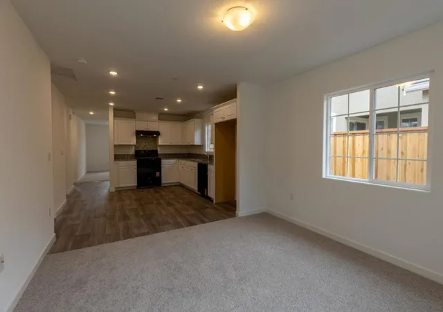 4th image of 620 Carmel Ave, Marina, CA 93933 | MLS# ML82044677